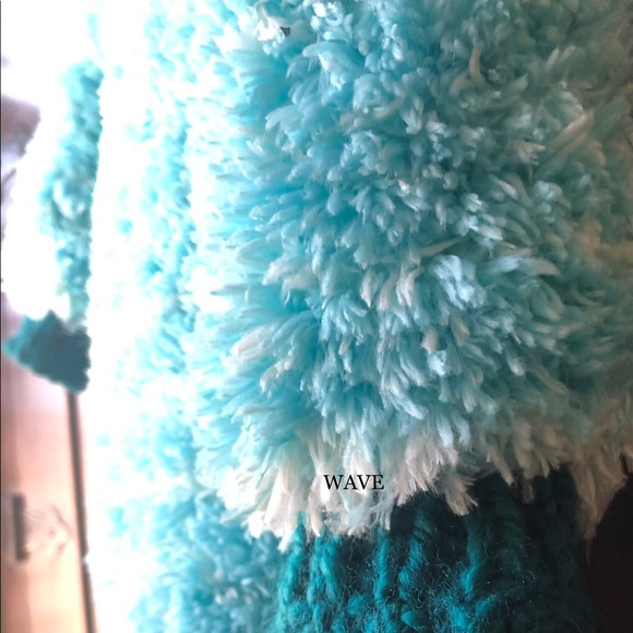 Hand knit sherpa pullover-super cute & dreamy soft - Picture 8 of 10